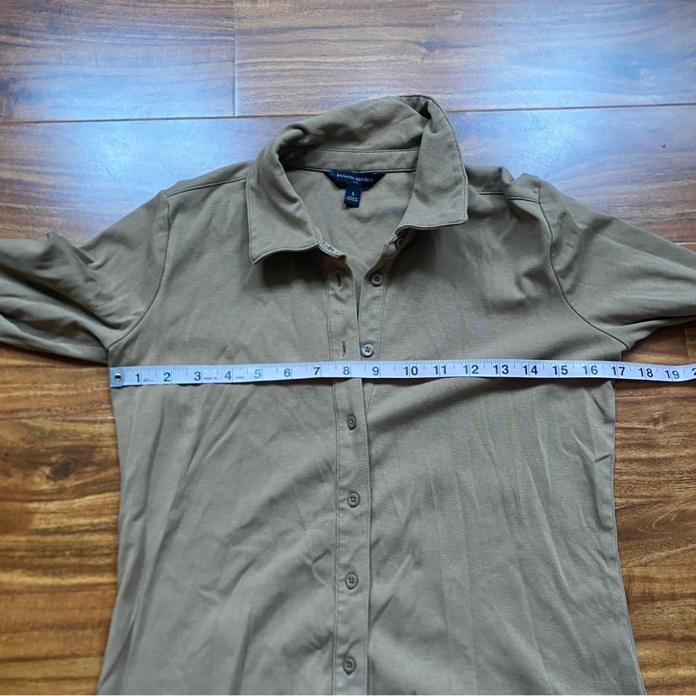 Banana Republic Women Milk Chocolate Collared Ponte Button Top Size Small Casual - Picture 12 of 14